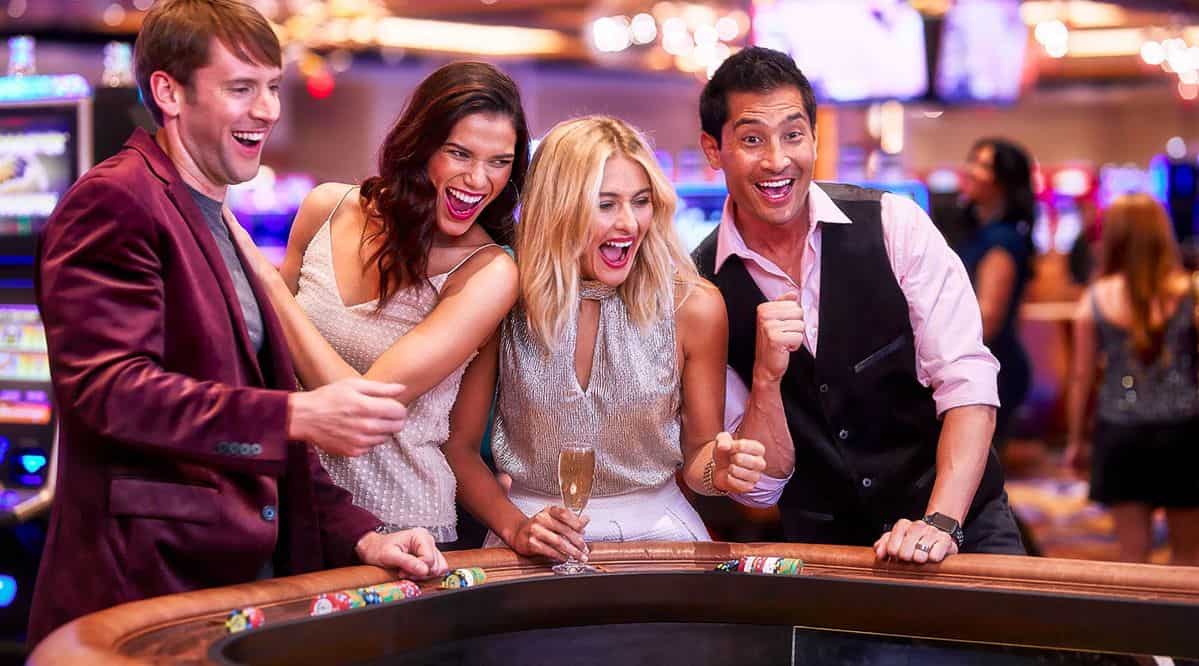 Jam yang Tepat Bermain Live Casino Online Strategi Waktu